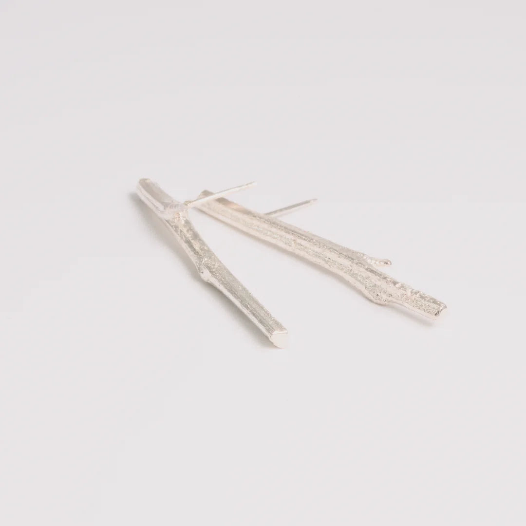 Sterling zilver oorbellen, handgemaakt uit het atelier van Claire Dries