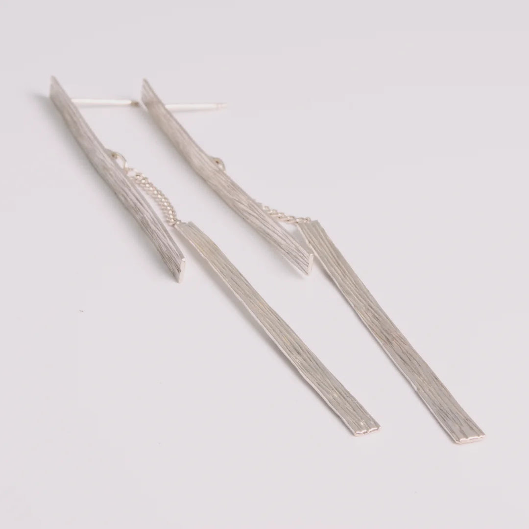 Sterling zilver oorbellen, handgemaakt uit het atelier van Claire Dries