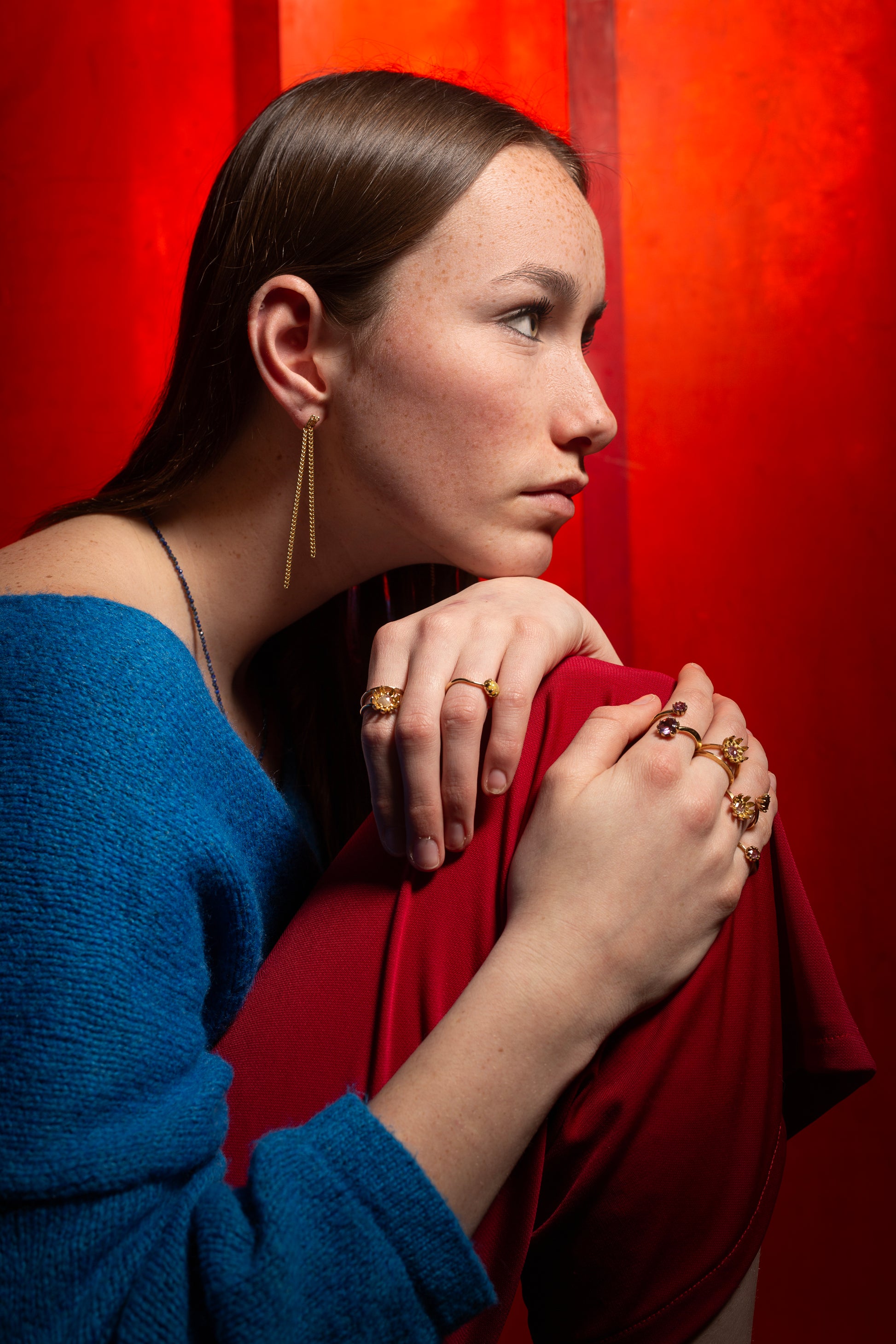Diamond; yellow gold ring met diamant, handgemaakt atelier Claire Dries