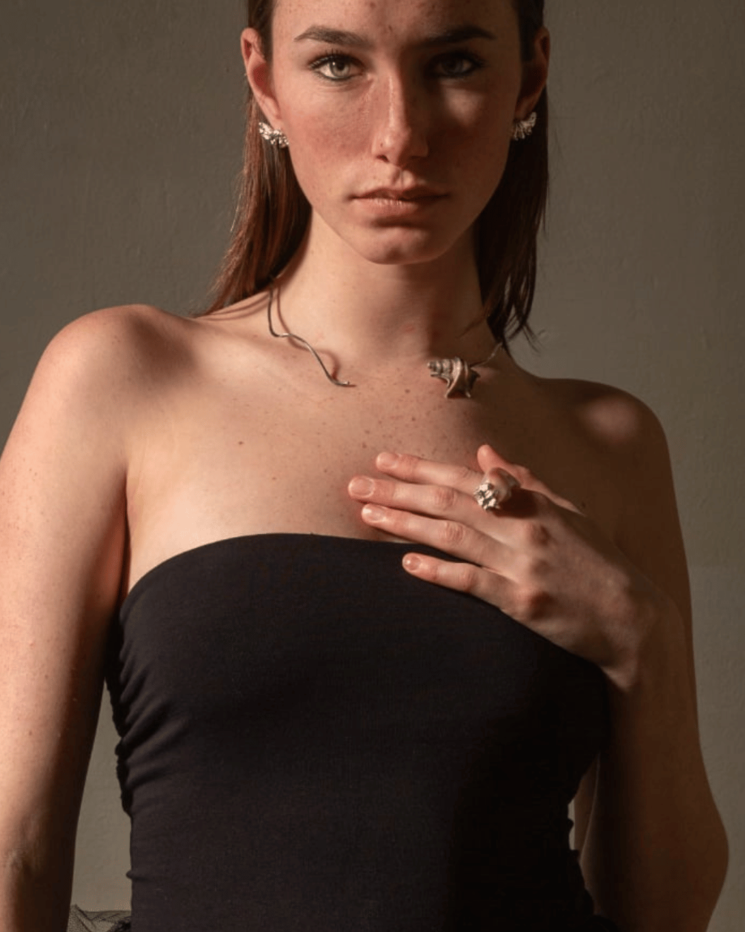 Sterling zilver oorbellen, handgemaakt uit het atelier van Claire Dries