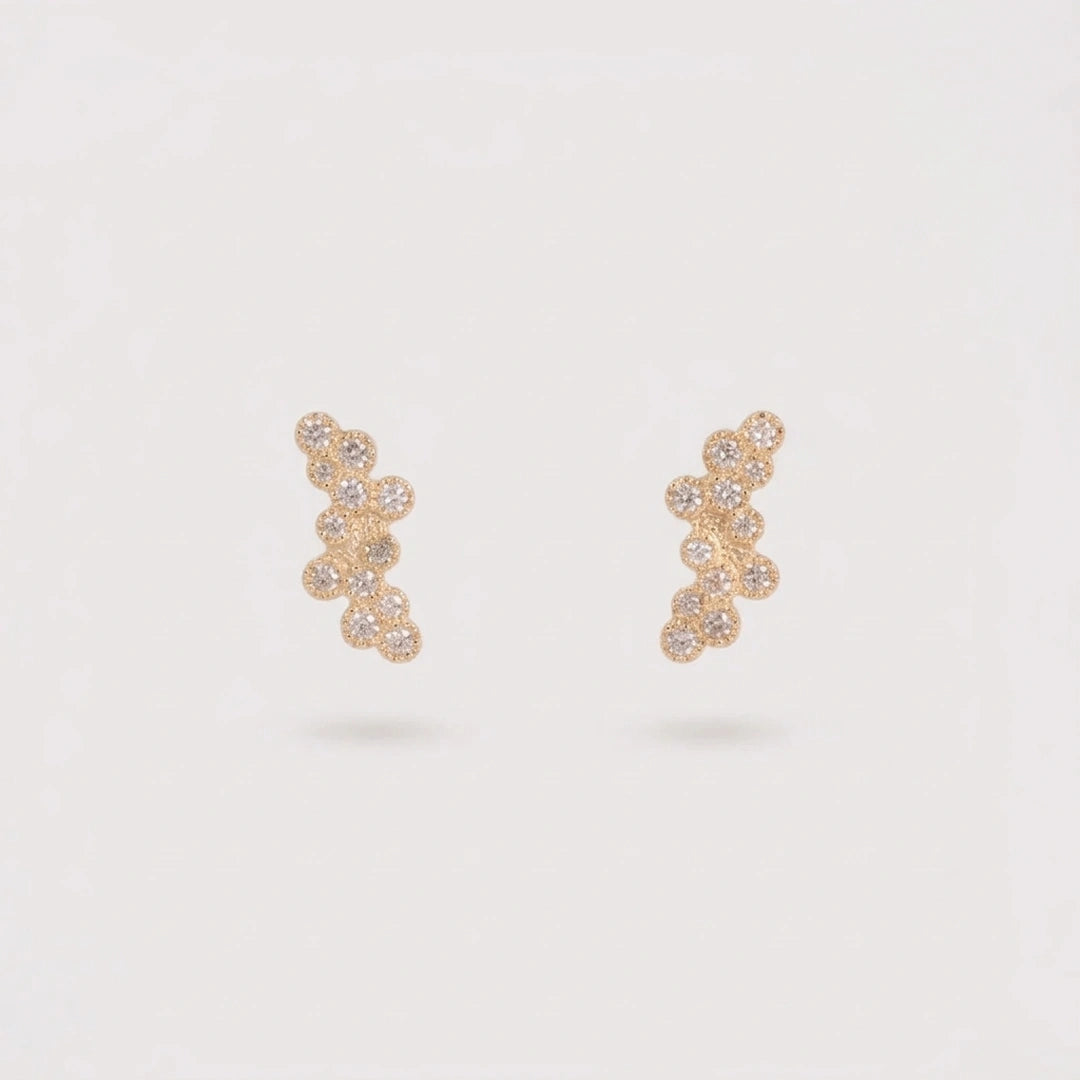 Rose gold; diamond oorbellen met lab-grown diamanten, handgemaakt atelier Claire Dries