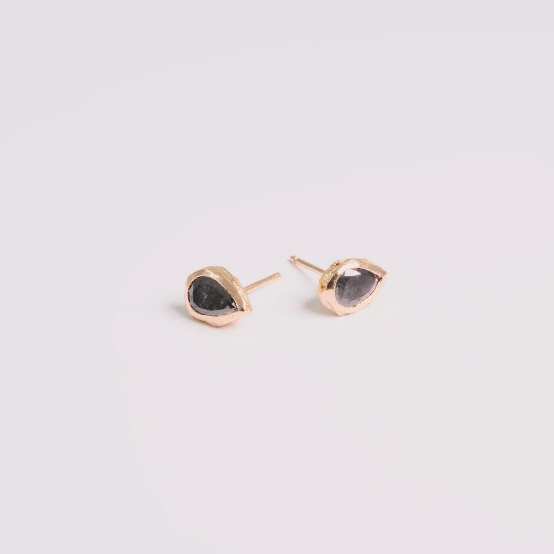 Rose gold; diamond oorbellen met diamanten, handgemaakt atelier Claire Dries
