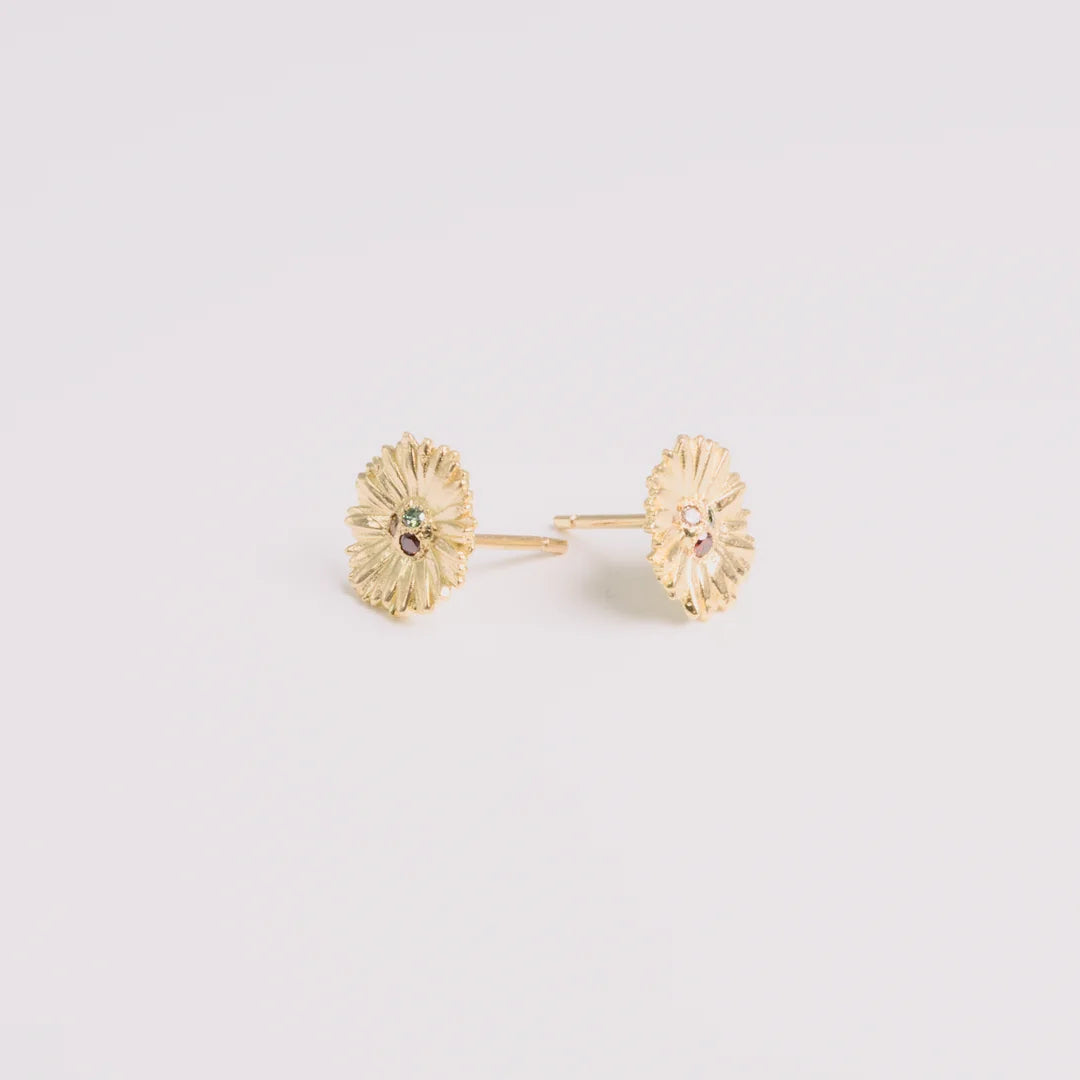 Rosegoud oorbellen met diamanten, handgemaakt atelier Claire Dries