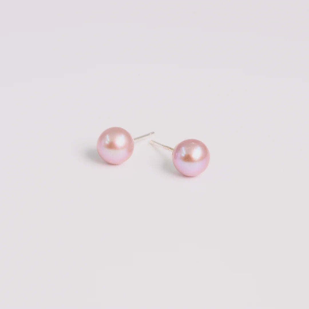 Sterling zilver oorbellen met Zoetwaterparel, handgemaakt atelier Claire Dries