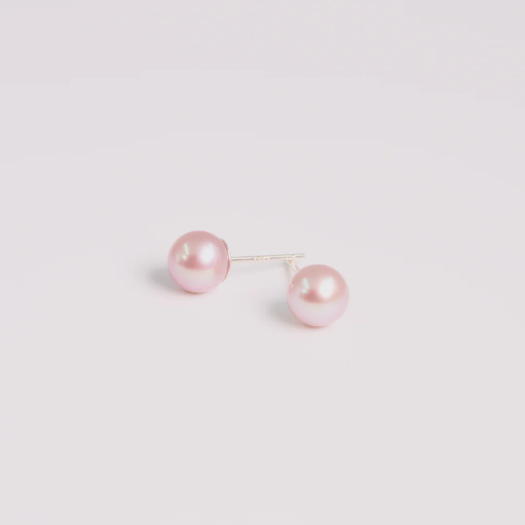 Sterling zilver oorbellen met Zoetwaterparel, handgemaakt atelier Claire Dries