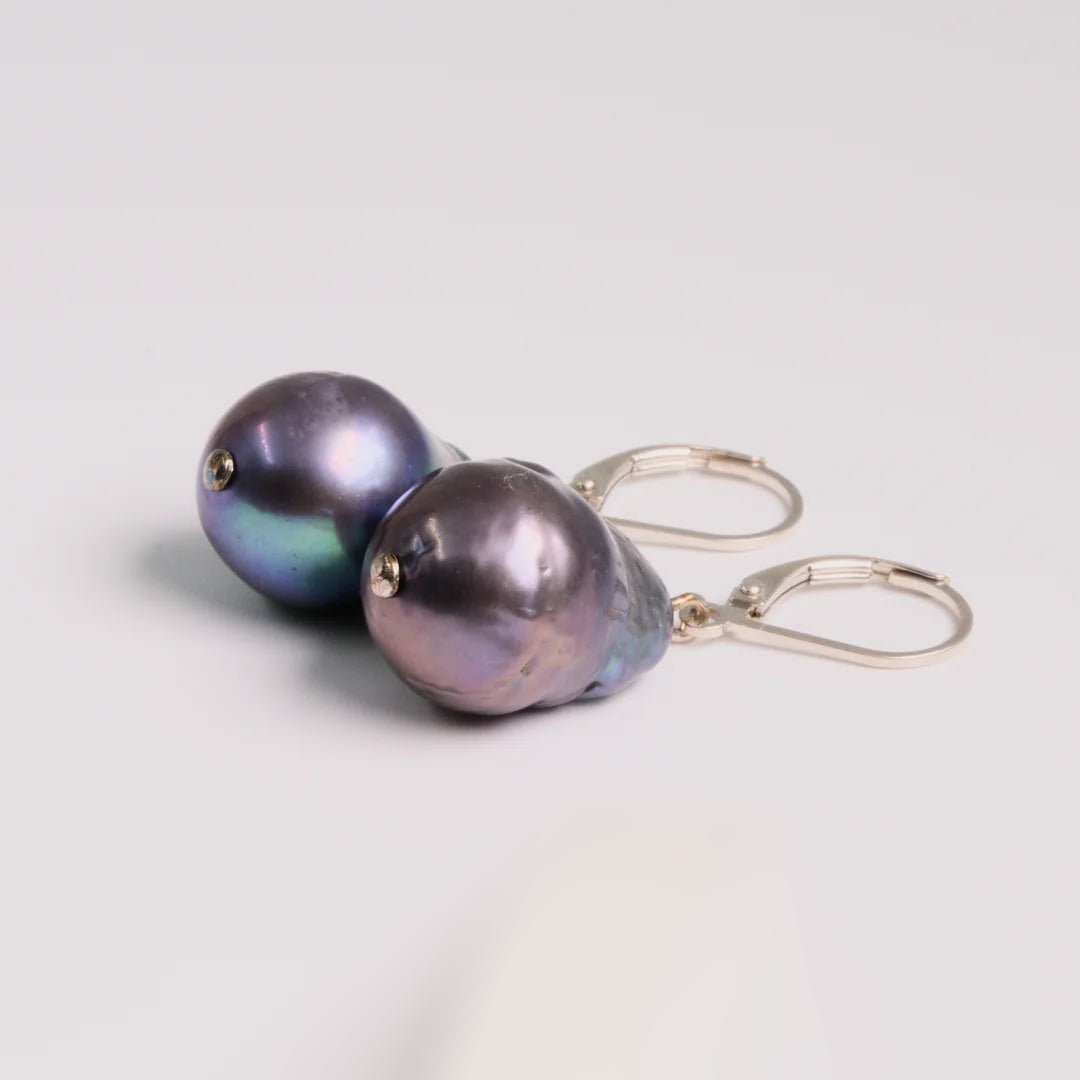 Sterling zilver oorbellen met barokparel, parels, handgemaakt atelier Claire Dries