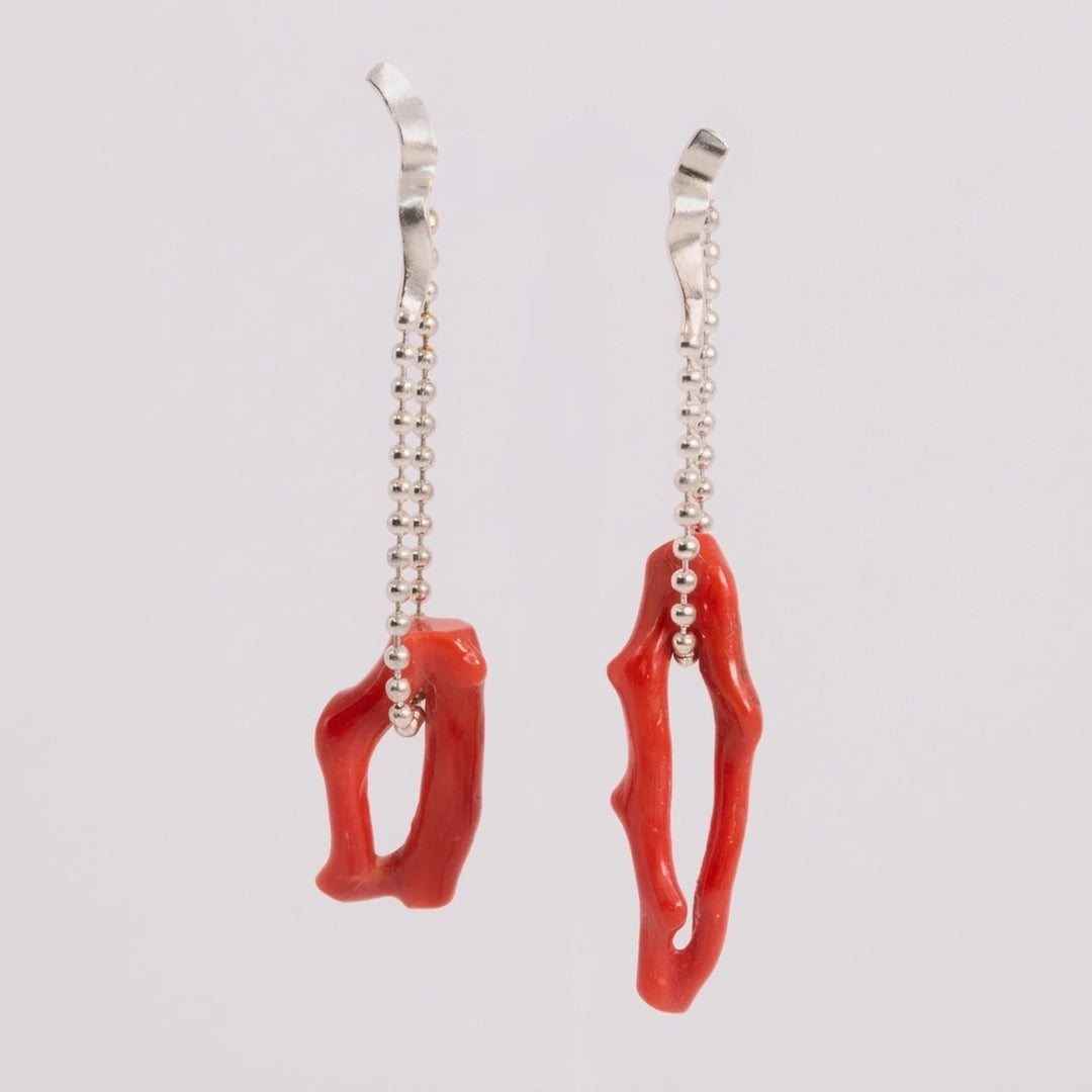 Sterling zilver oorbellen, handgemaakt uit het atelier van Claire Dries