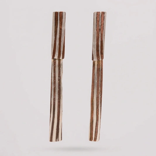 Copper; sterling silver oorbellen, handgemaakt uit het atelier van Claire Dries
