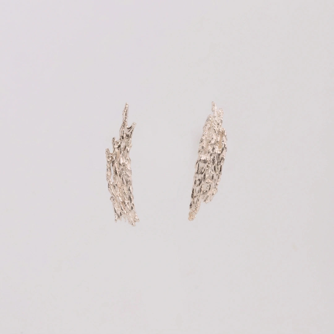 Sterling zilver oorbellen, handgemaakt uit het atelier van Claire Dries