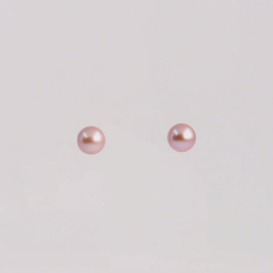 Sterling zilver oorbellen met Zoetwaterparel, handgemaakt atelier Claire Dries