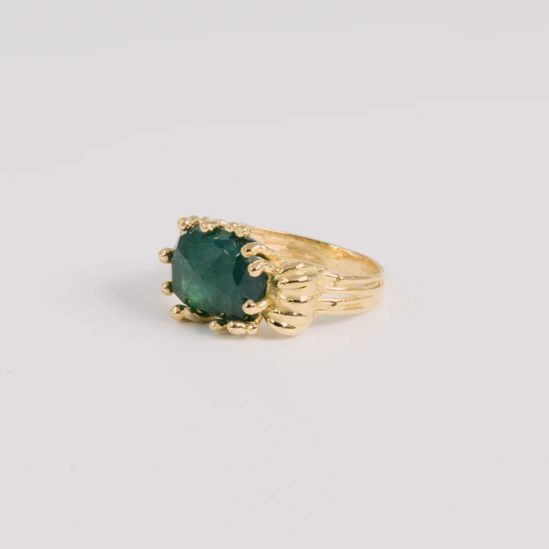 Geelgoud 18kt ring met toermalijn, handgemaakt atelier Claire Dries