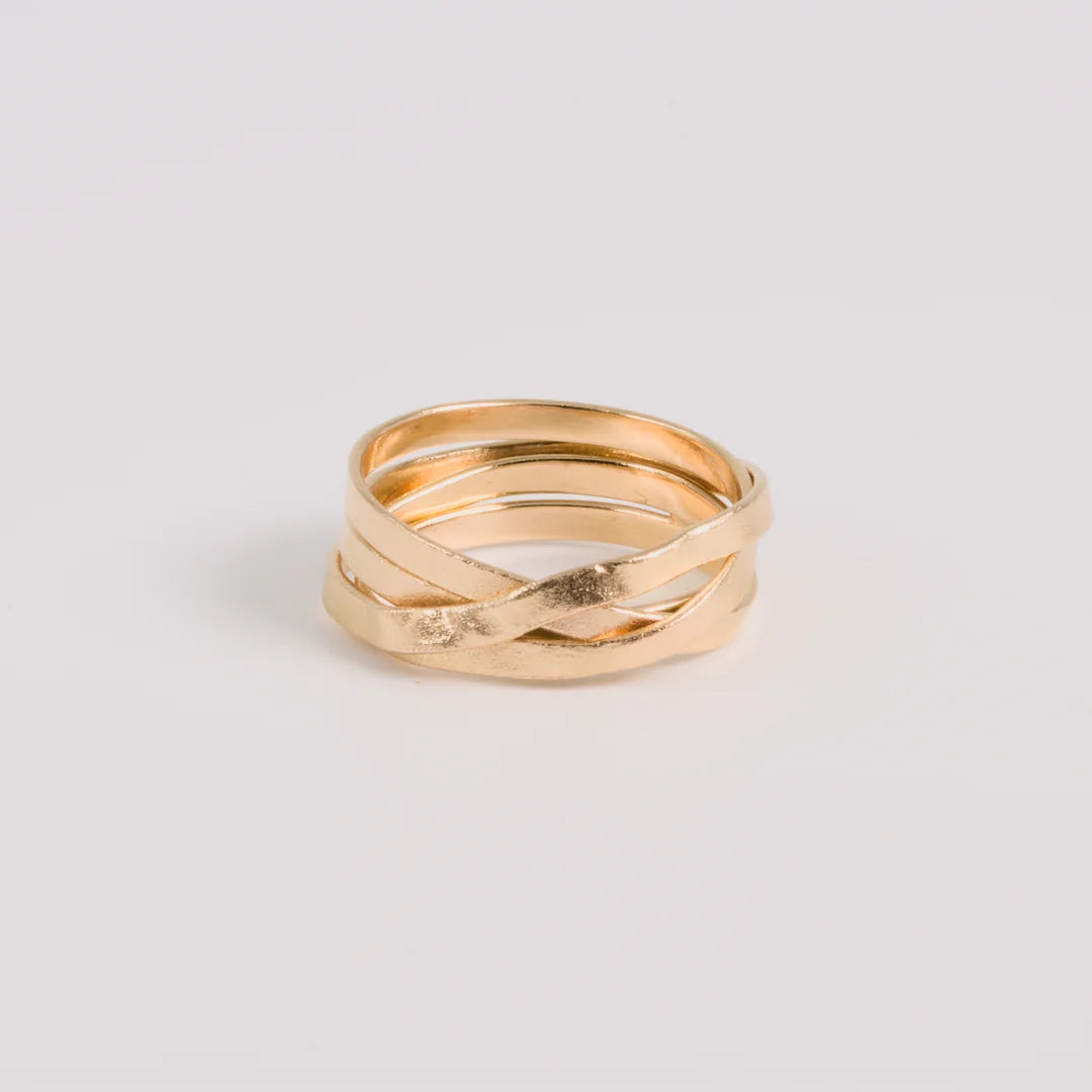 Rosegoud ring, handgemaakt uit het atelier van Claire Dries