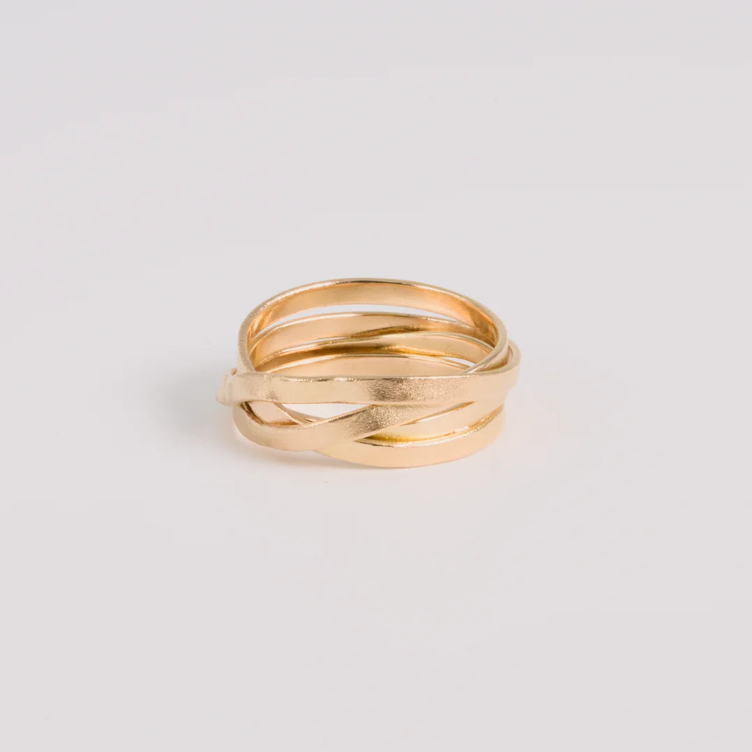 Rosegoud ring, handgemaakt uit het atelier van Claire Dries