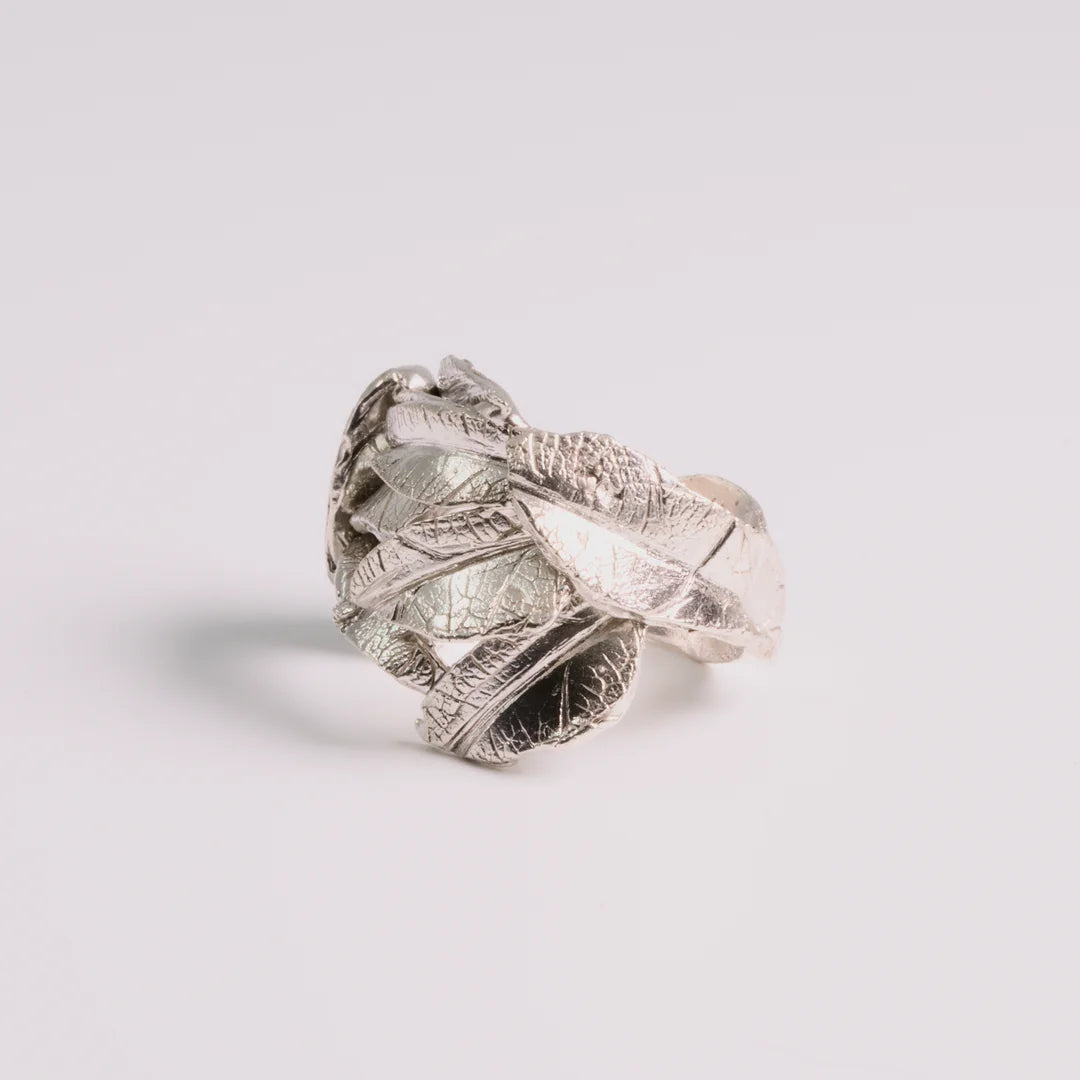 Sterling zilver ring, handgemaakt uit het atelier van Claire Dries